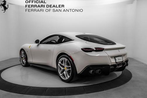2022 Ferrari Roma 