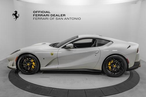 2020 Ferrari 812 Superfast 