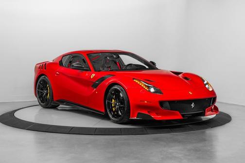 Rosso Corsa 2016 Ferrari F12tdf