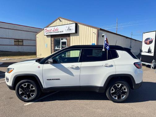 White Clearcoat 2018 Jeep Compass Trailhawk