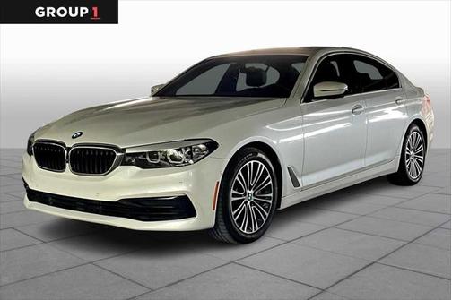 2020 BMW 540 540i