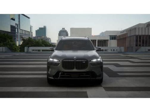 2026 BMW X7 M60i