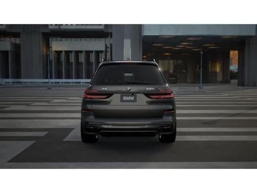 2026 BMW X7 M60i