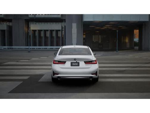 2025 BMW 330 i