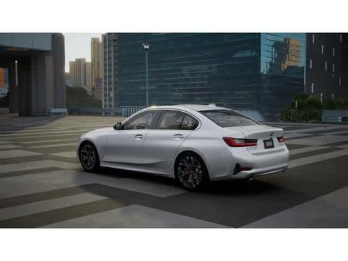 2025 BMW 330 i