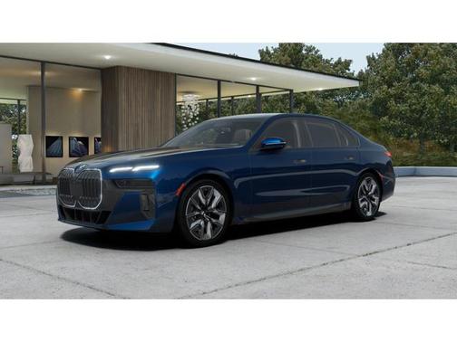 2025 BMW 740 i