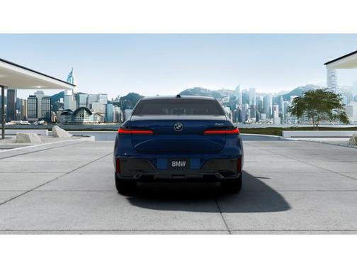 2025 BMW 740 i