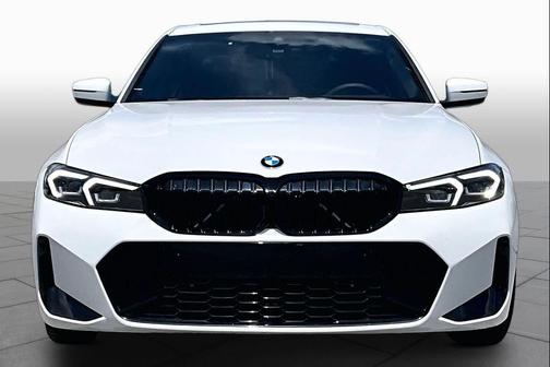 Alpine White 2026 BMW 330 330i