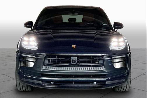 Night Blue Metallic 2023 Porsche Macan Macan GTS