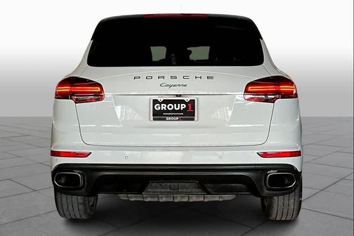 2016 Porsche Cayenne Cayenne