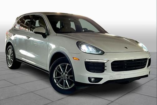 2016 Porsche Cayenne Cayenne