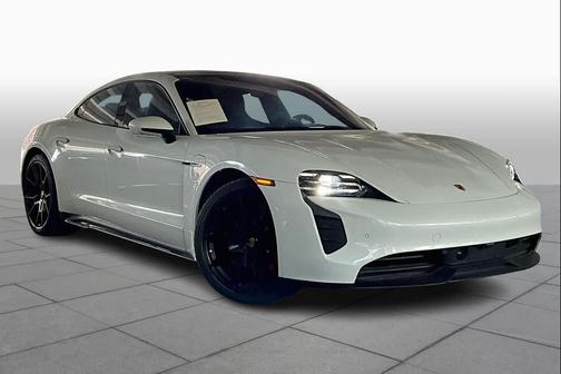 2022 Porsche Taycan GTS