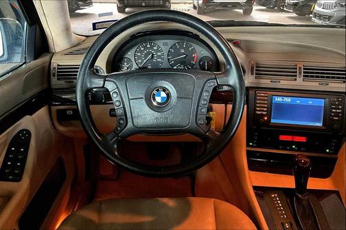 2000 BMW 740 740iL