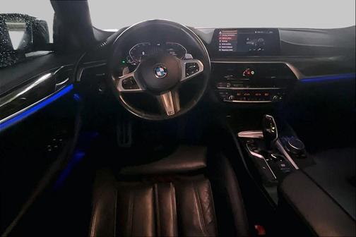 Black Sapphire Metallic 2020 BMW 530 530i