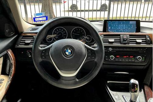 2015 BMW 328 328i