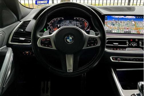2022 BMW X6 xDrive40i