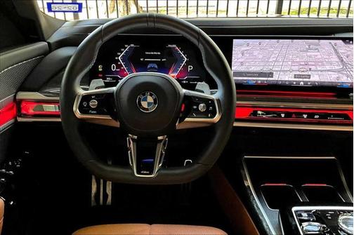 2023 BMW 740 i