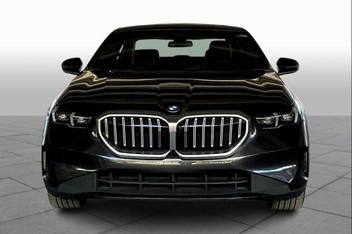 2024 BMW 530 i