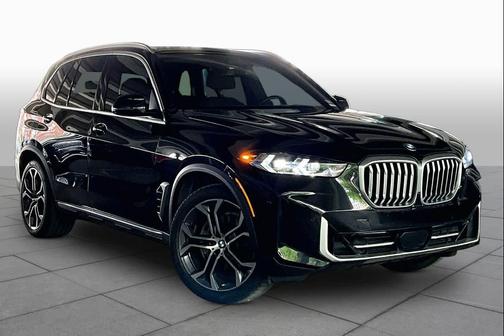 Black Sapphire Metallic 2024 BMW X5 sDrive40i