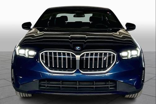 2025 BMW i5 eDrive40