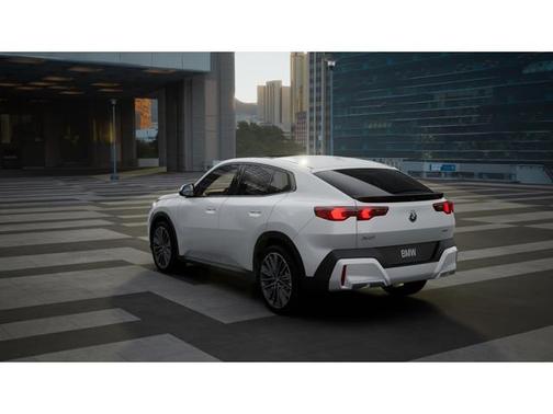 2026 BMW X2 xDrive28i