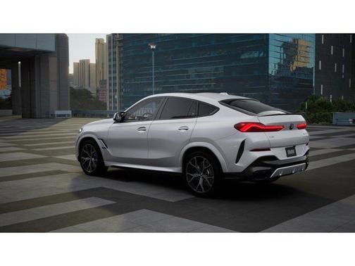 White 2027 BMW X6 M60i