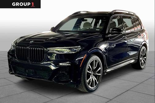 2022 BMW X7 M50i