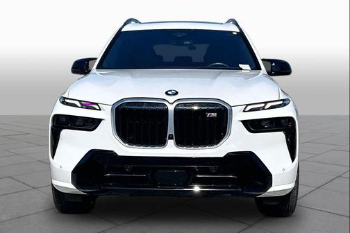 Mineral White Metallic 2025 BMW X7 M60i