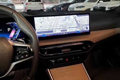 2025 BMW 330 i