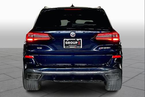 2022 BMW X5 M50i