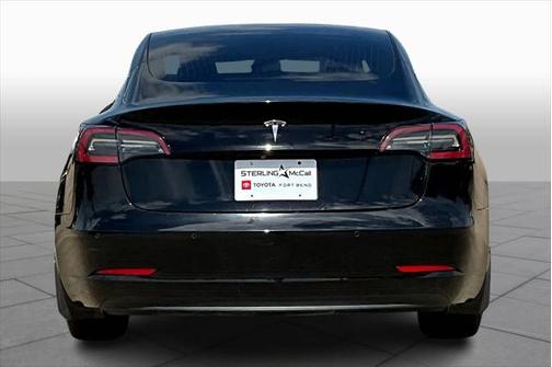 2019 Tesla Model 3 Mid Range