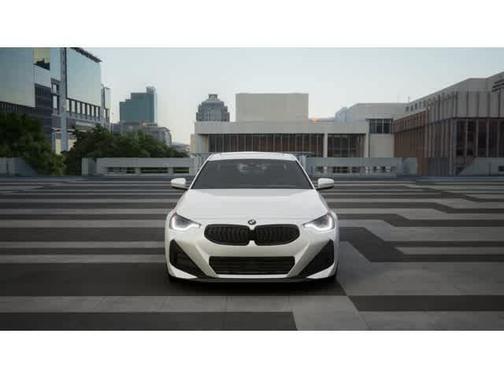 2025 BMW 230 i
