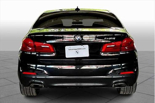 2020 BMW 540 540i