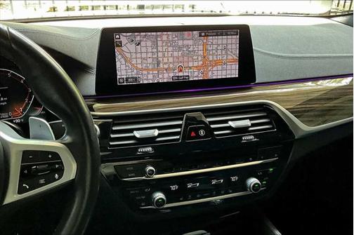 2020 BMW 540 540i