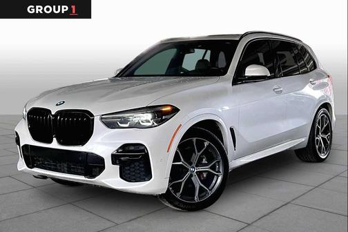 Mineral White Metallic 2022 BMW X5 sDrive40i