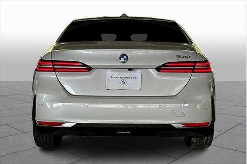 2024 BMW 530 i
