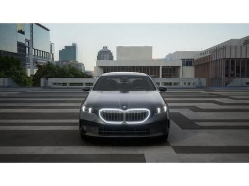 2025 BMW 530 i
