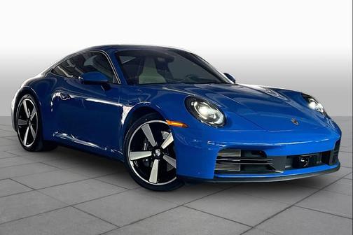 Lugano Blue 2025 Porsche 911 Carrera