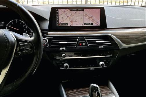 Glacier Silver Metallic 2019 BMW 540 540i