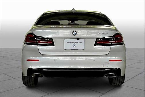 2023 BMW 530 i
