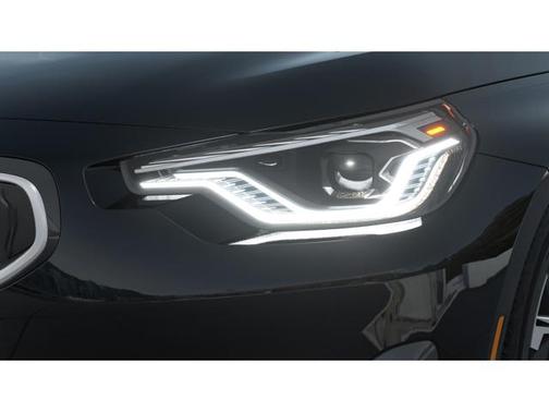 2025 BMW 230 i xDrive