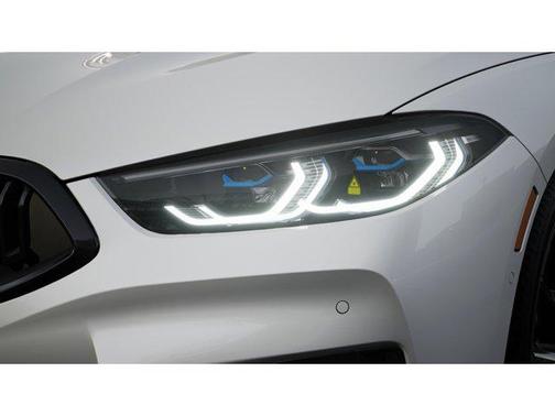 2026 BMW M850 xDrive