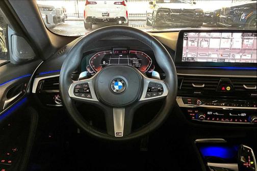 2023 BMW 530 i