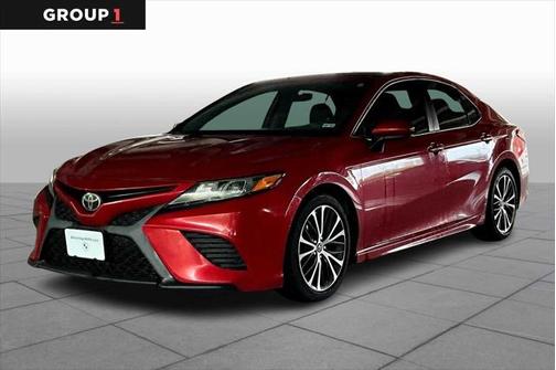 2019 Toyota Camry SE