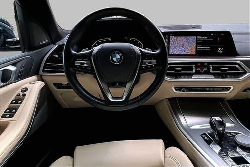 Phytonic Blue Metallic 2021 BMW X5 xDrive40i