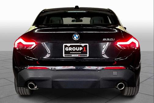 2024 BMW 230 i