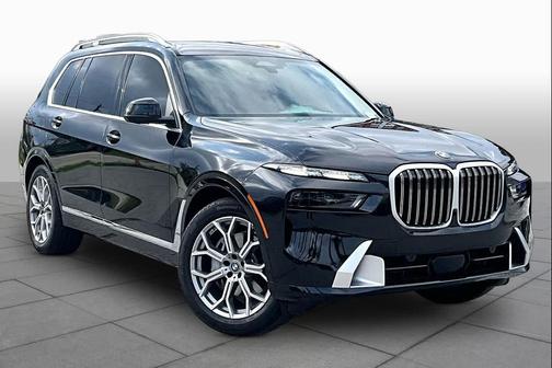 Black Sapphire Metallic 2026 BMW X7 xDrive40i