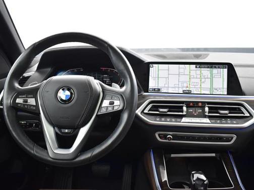 Photo 5 of 34 of 2019 BMW X5 xDrive40i