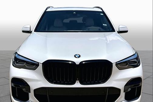 Mineral White Metallic 2022 BMW X5 xDrive40i
