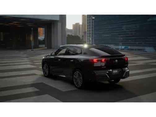 2025 BMW X2 xDrive28i